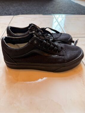 Vans Black Low-Top Sneakers